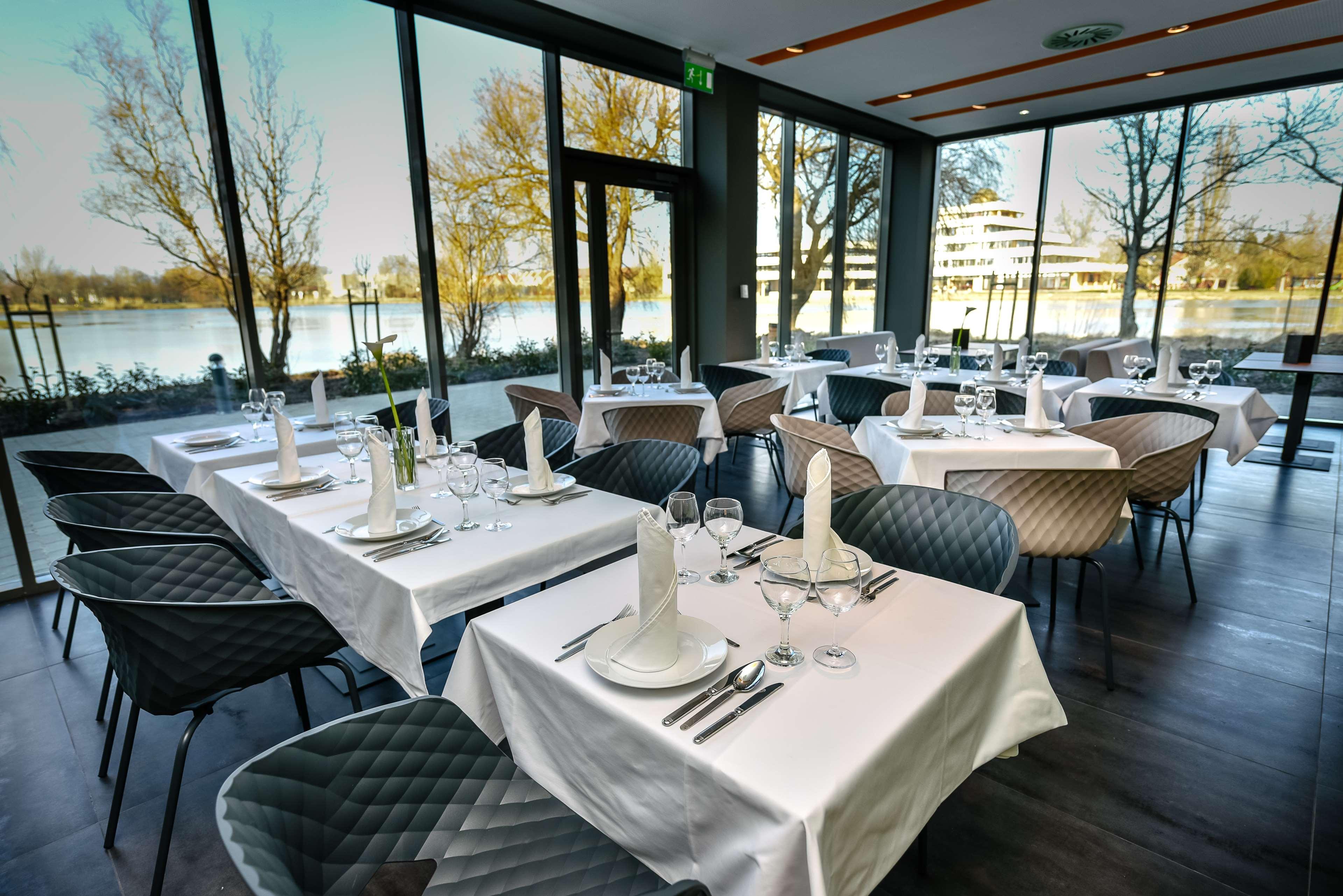 Best Western Plus Lakeside Hotel Székesfehérvár Екстериор снимка